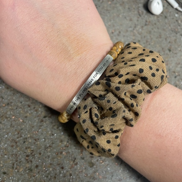 The Inspiration co. Jeremiah 29:11 scripture bracelet - Picture 3 of 5